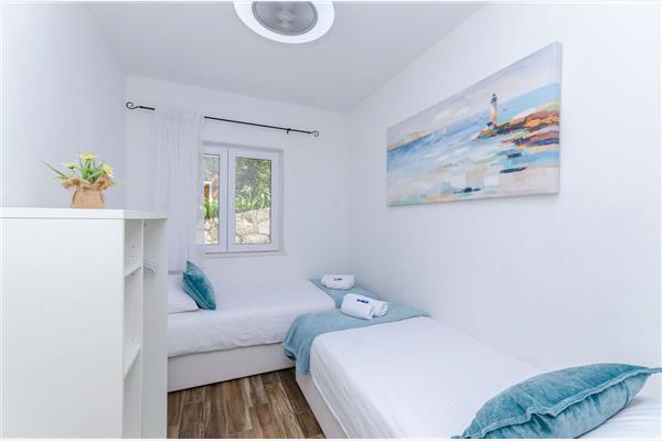 House K1, for 5 persons