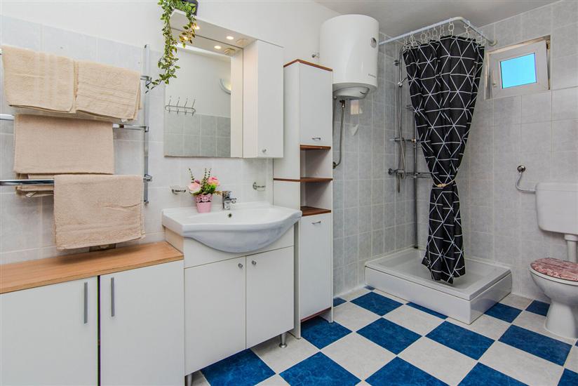 Apartment A1, for 4 persons