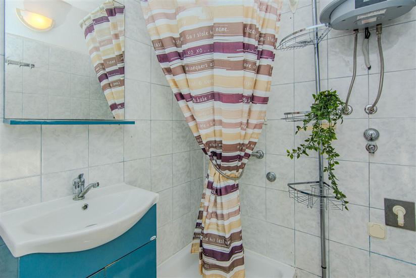 Apartment A2, for 3 persons