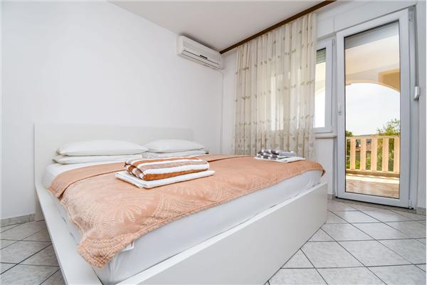 Apartment A1, for 2 persons