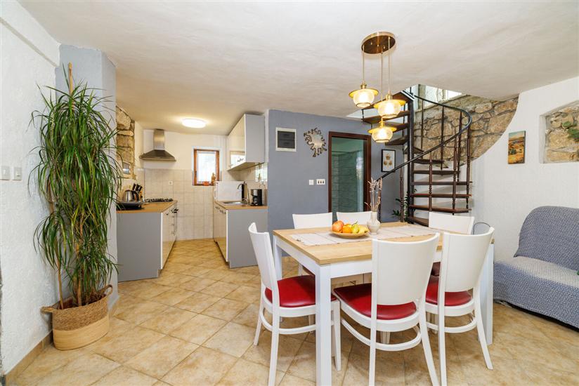 Apartment A1, for 6 persons