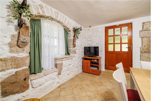 Apartment A1, for 6 persons