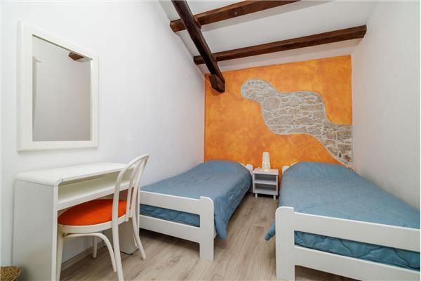 Apartment A1, for 6 persons