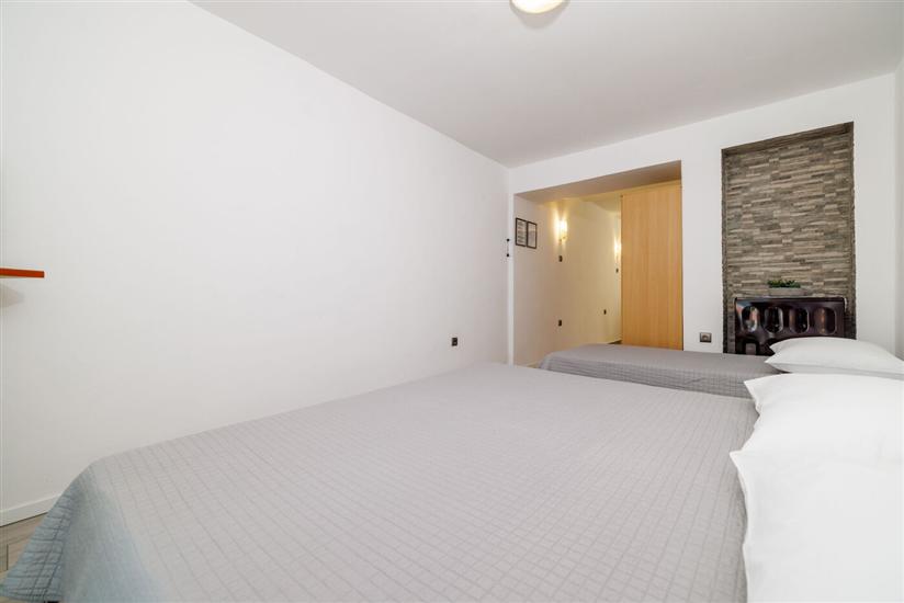 Apartment A1, for 3 persons