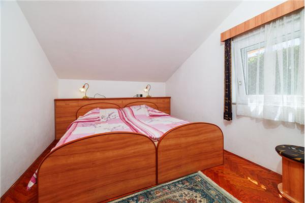 Apartment A2, for 4 persons