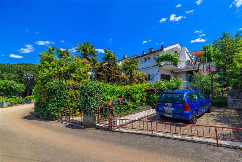 Apartments Rasa