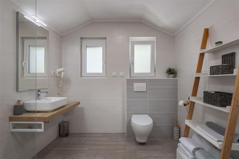 House K1, for 8 persons