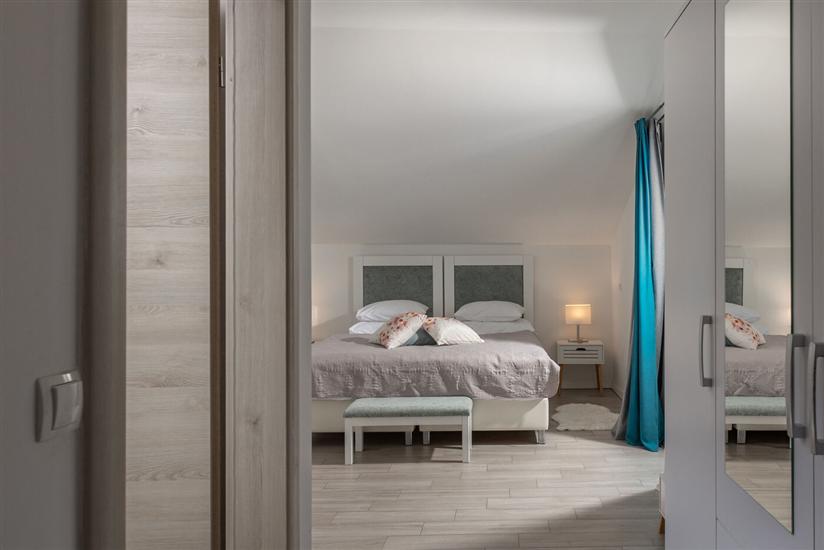 House K1, for 8 persons