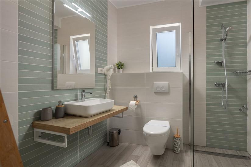 House K1, for 8 persons