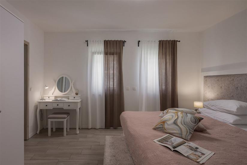 House K1, for 8 persons