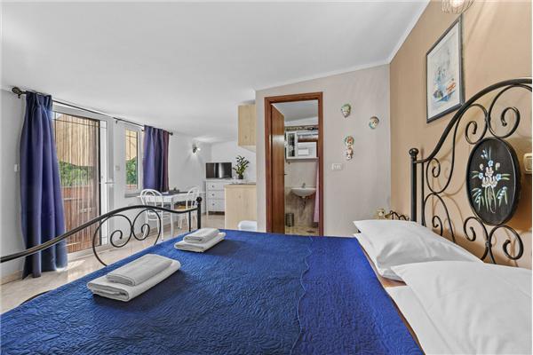 Apartment A2, for 2 persons