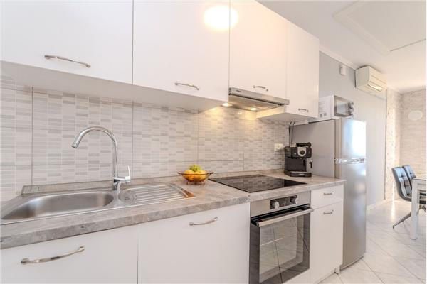 Apartment A1, for 6 persons