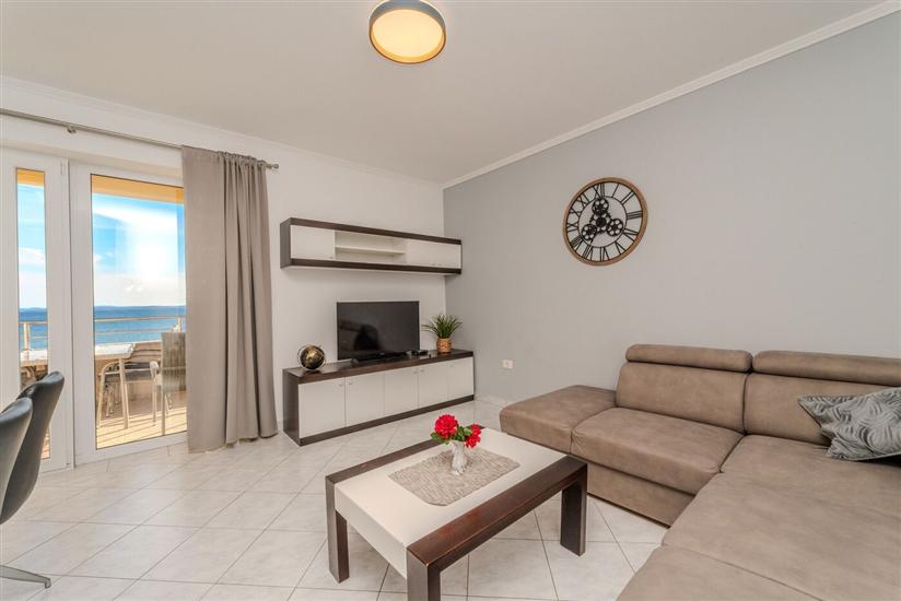 Apartment A1, for 6 persons