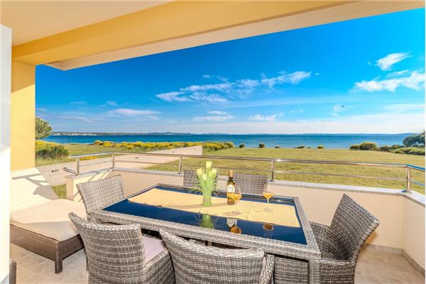 Apartment A1, for 6 persons