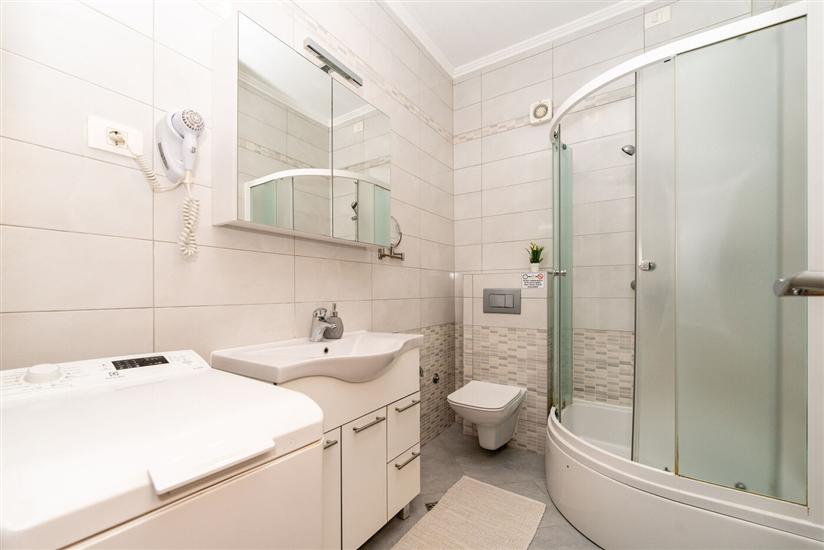 Apartment A2, for 4 persons