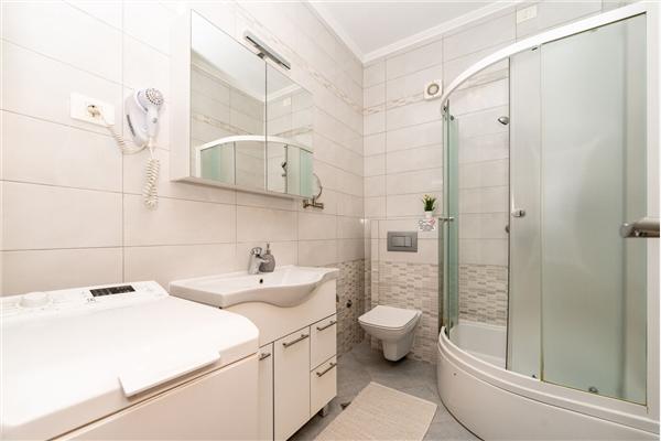 Apartment A2, for 4 persons