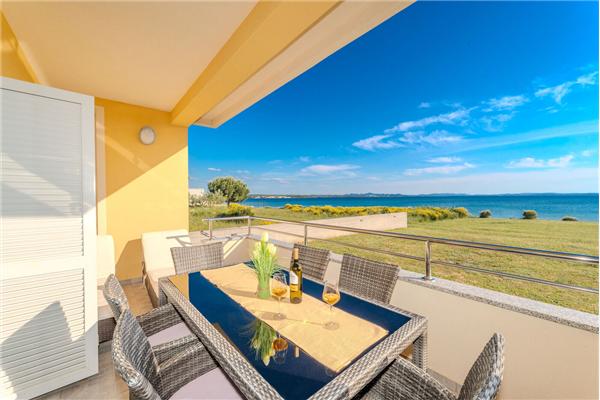 Apartment A3, for 6 persons