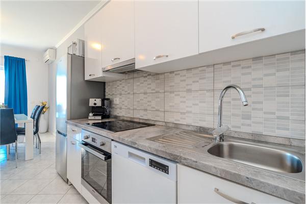 Apartment A4, for 6 persons