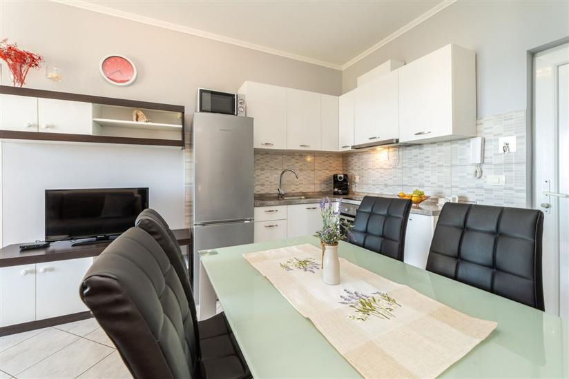 Apartment A5, for 4 persons