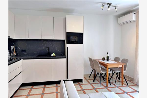 Apartment A4, for 4 persons
