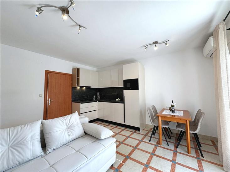 Apartment A4, for 4 persons