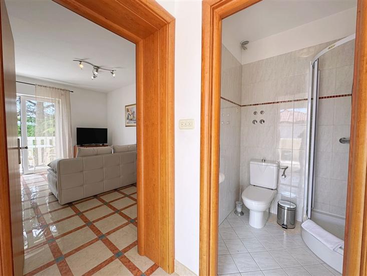 Apartment A4, for 4 persons