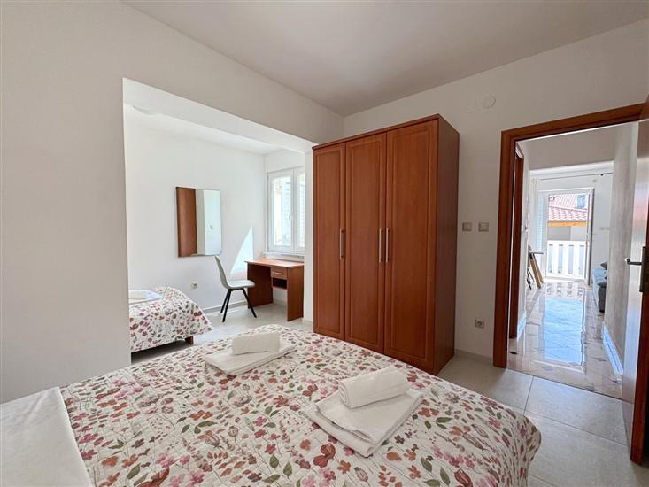Apartment A5, for 4 persons