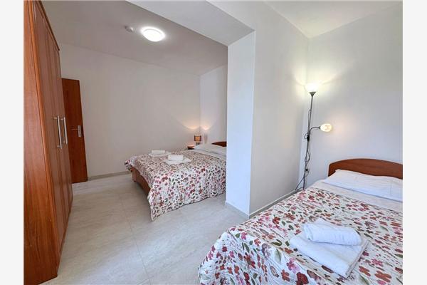 Apartment A5, for 4 persons