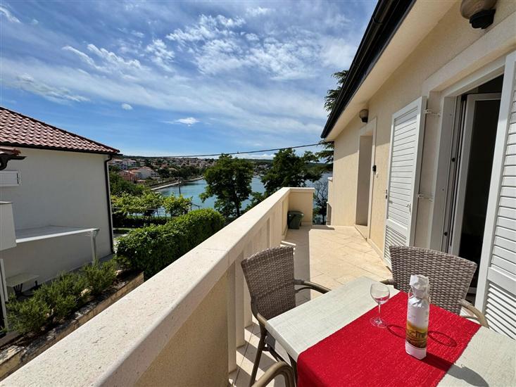 Apartment A5, for 4 persons