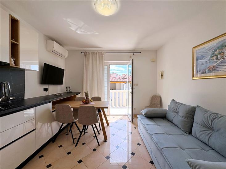 Apartment A5, for 4 persons