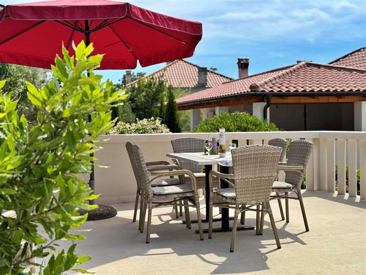 Apartment A6, for 5 persons