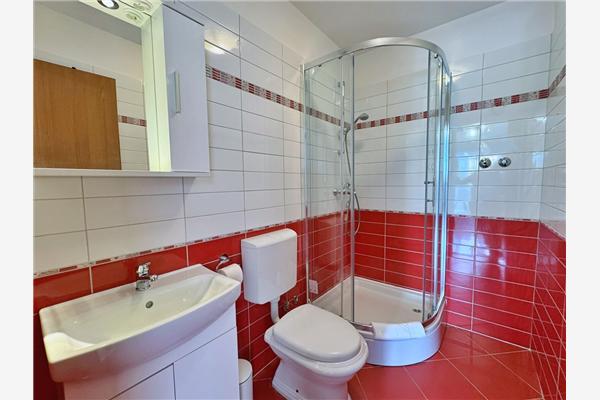 Apartment A6, for 5 persons