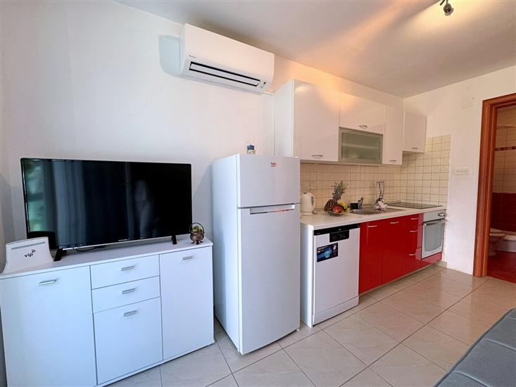 Apartment A6, for 5 persons