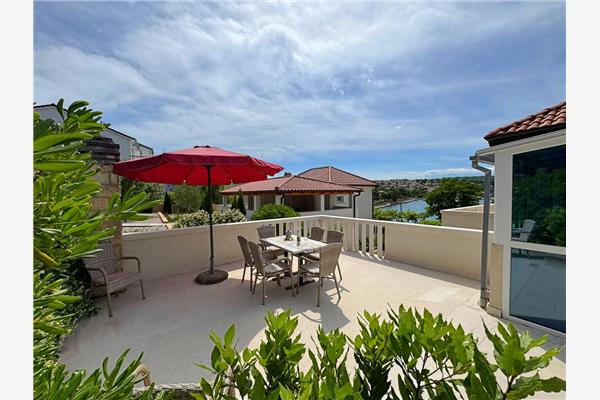 Apartment A6, for 5 persons