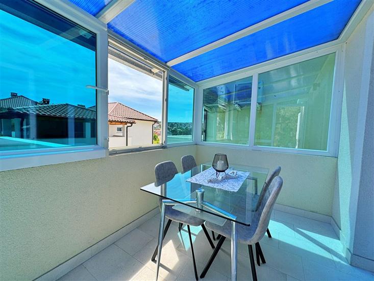 Apartment A6, for 5 persons