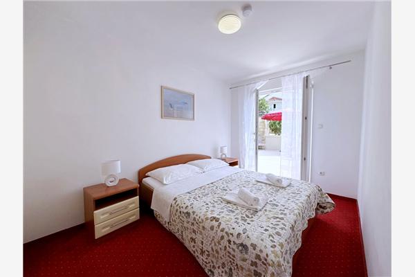 Apartment A6, for 5 persons