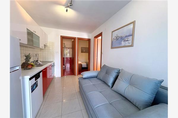 Apartment A6, for 5 persons