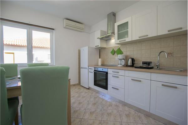 Apartman A2, na 4 osebe