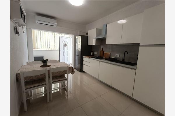 Apartment A2, for 3 persons