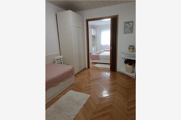 Apartment A2, for 3 persons