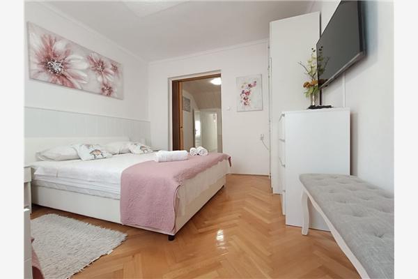 Apartment A2, for 3 persons