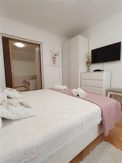 Apartment A2, for 3 persons
