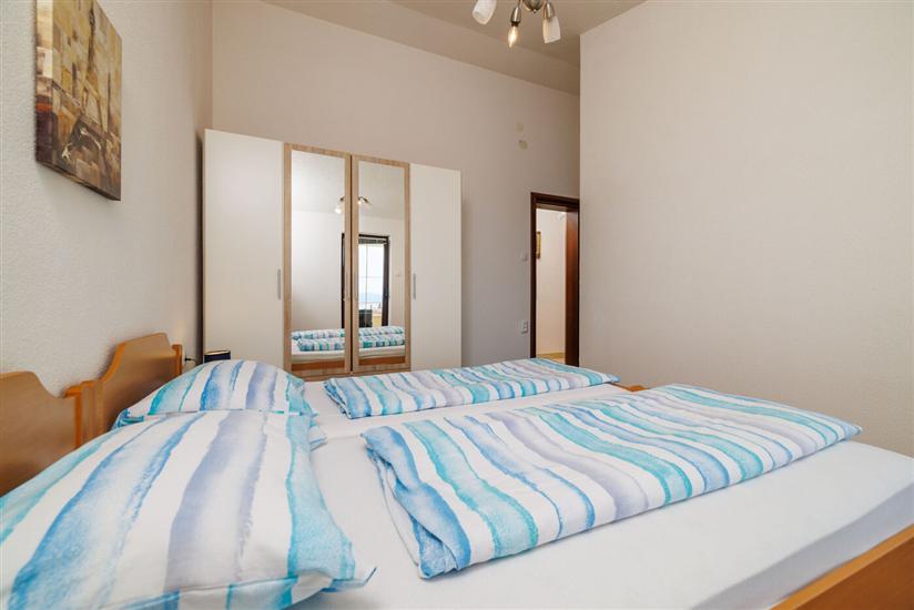 Apartment A1, for 6 persons