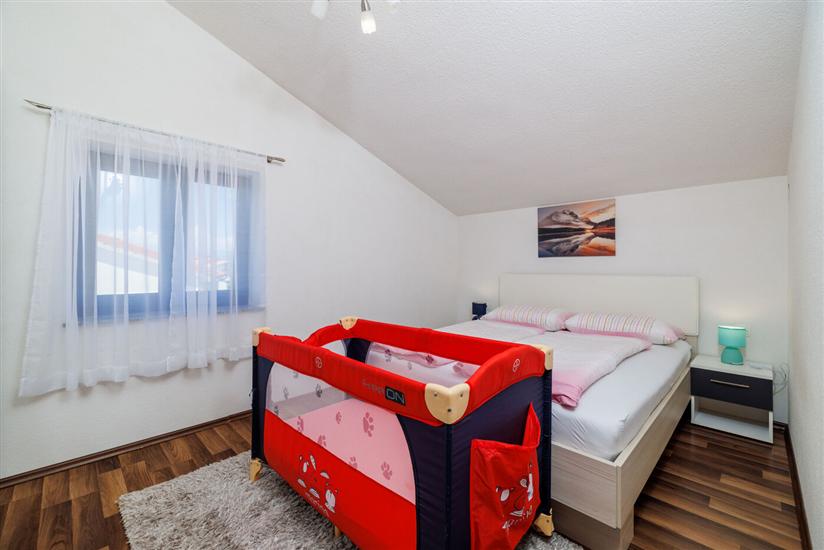 Apartment A1, for 6 persons