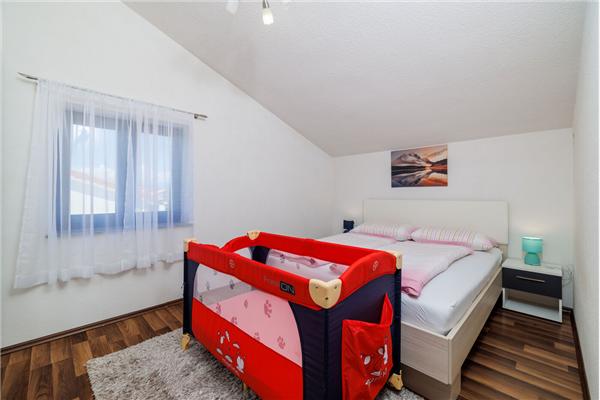 Apartment A1, for 6 persons