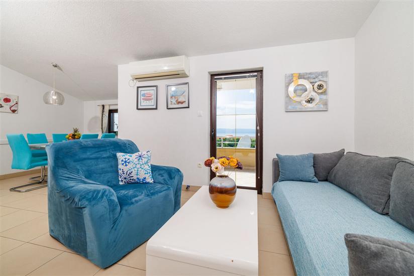 Apartment A1, for 6 persons