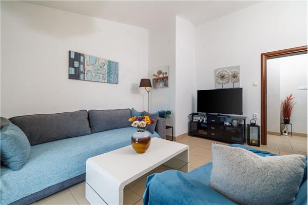 Apartment A1, for 6 persons