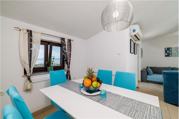 Apartment A1, for 6 persons