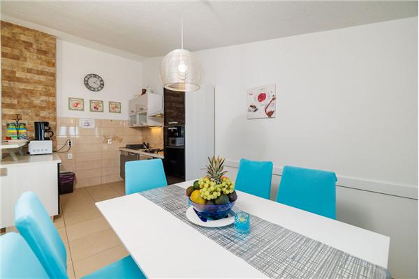 Apartment A1, for 6 persons