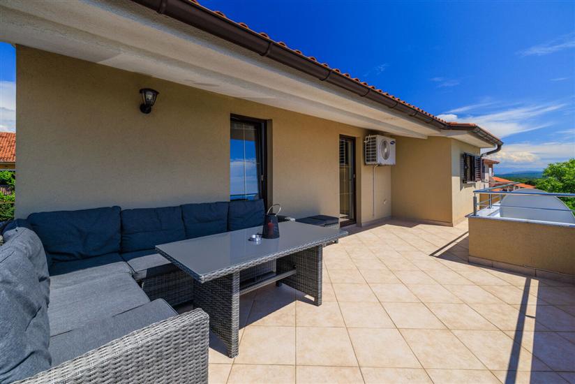 Apartment A1, for 6 persons